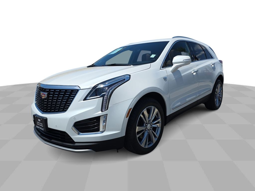 2024 Cadillac XT5 Premium Luxury in Crystal White Tricoat — front three-quarter view